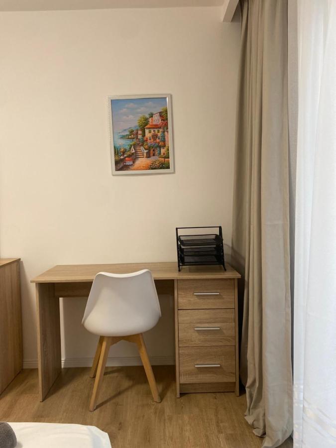 Central Welcoming Apartment In تيرانا المظهر الخارجي الصورة