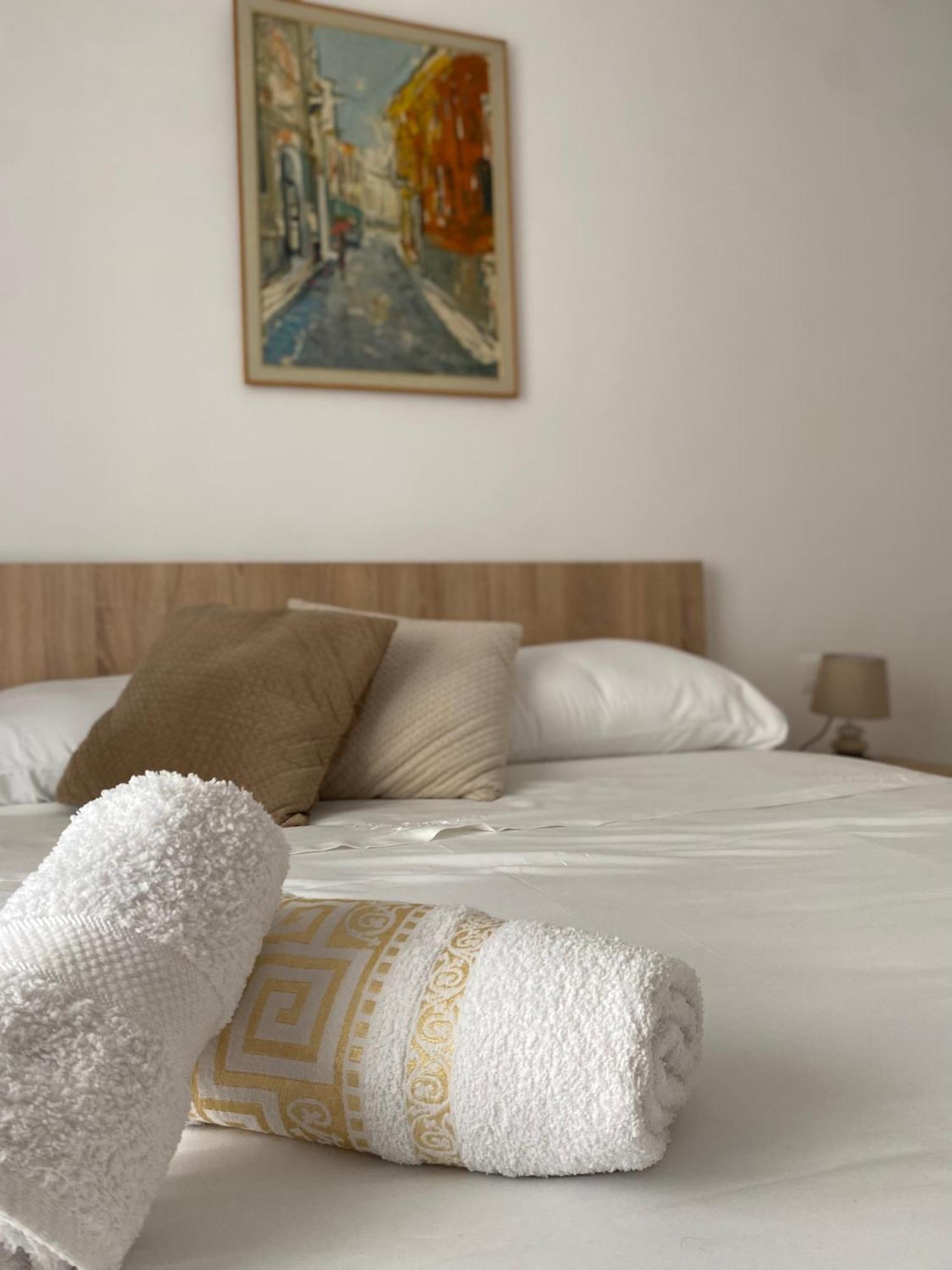 Central Welcoming Apartment In تيرانا المظهر الخارجي الصورة